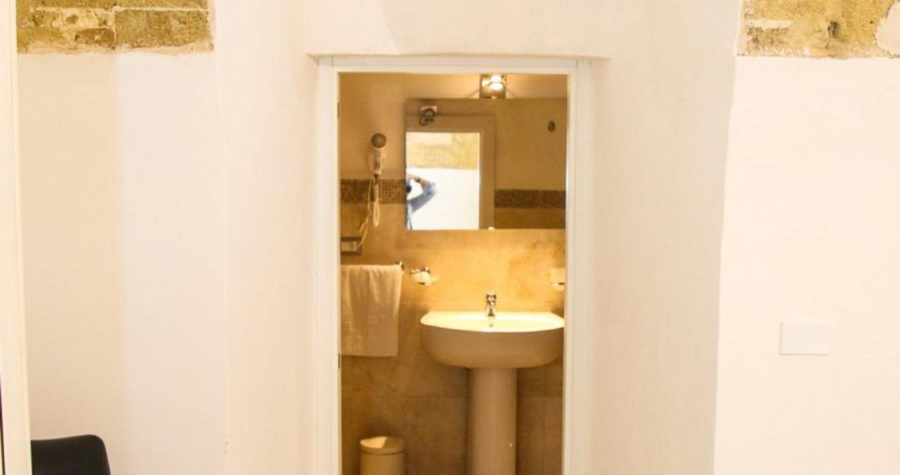Palazzo Piccioli Hotel Gallipoli Luaran gambar