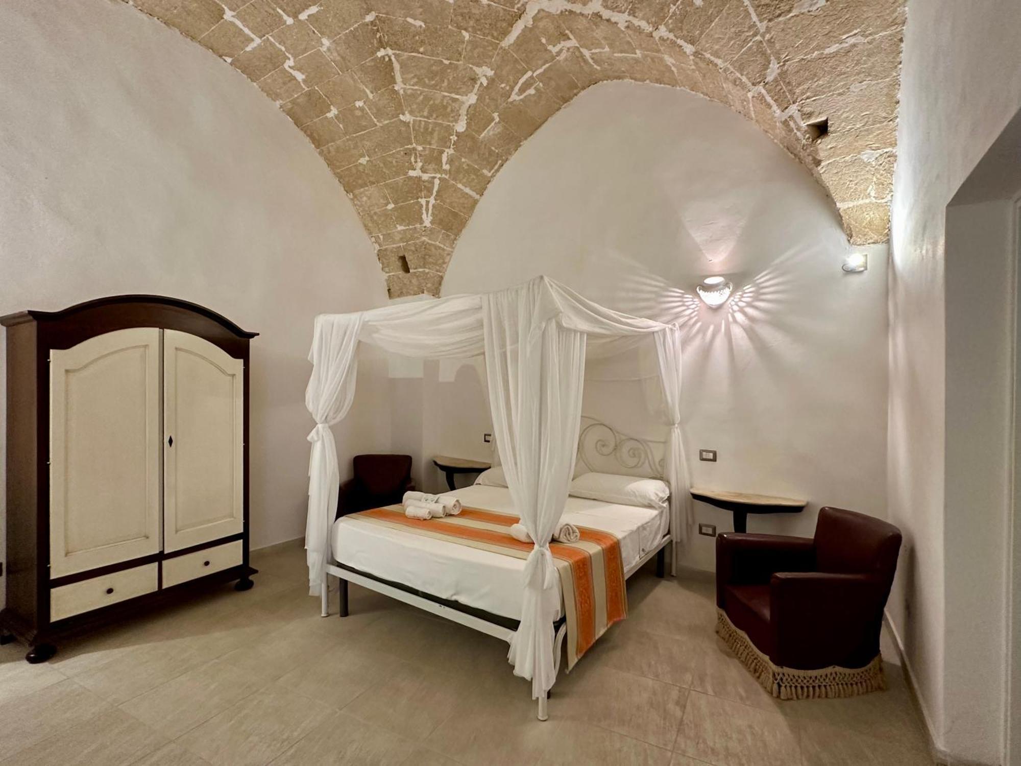Palazzo Piccioli Hotel Gallipoli Luaran gambar