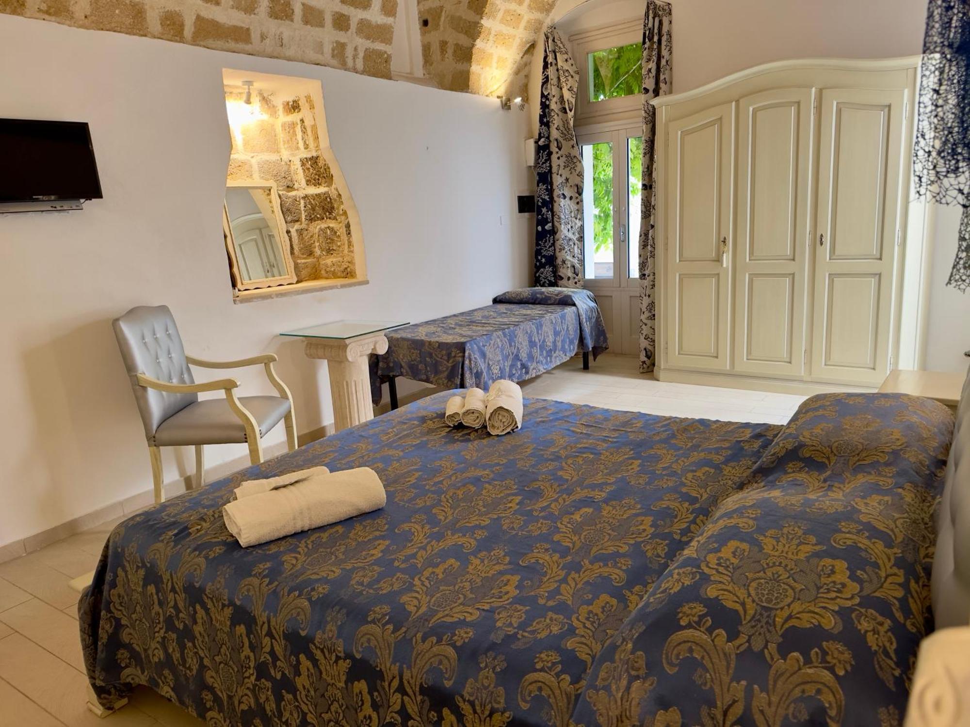 Palazzo Piccioli Hotel Gallipoli Luaran gambar