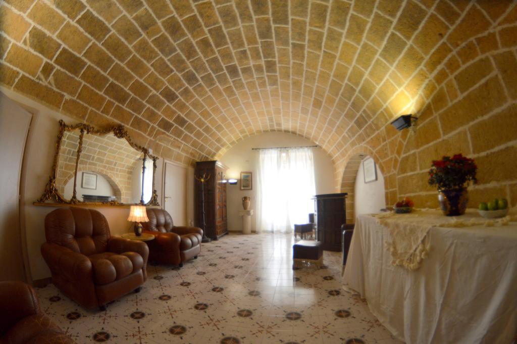Palazzo Piccioli Hotel Gallipoli Luaran gambar